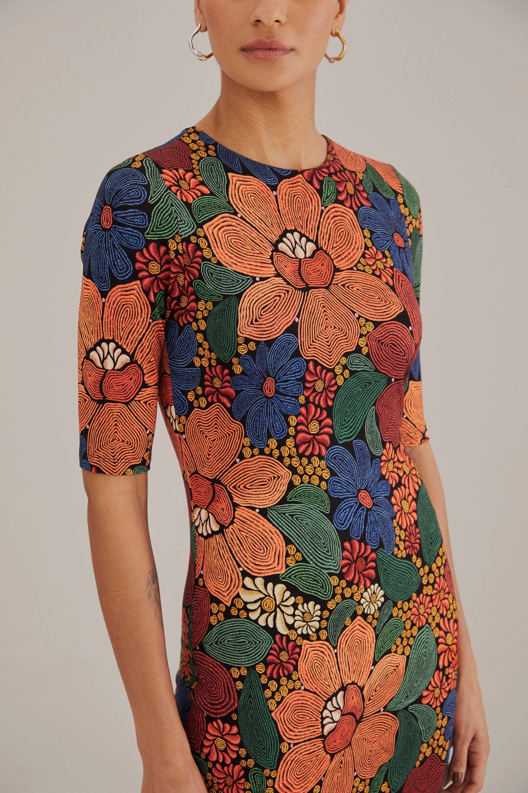 Black Stitched Flowers Lenzing™ Ecovero™ Viscose Midi Dress – FARM Rio